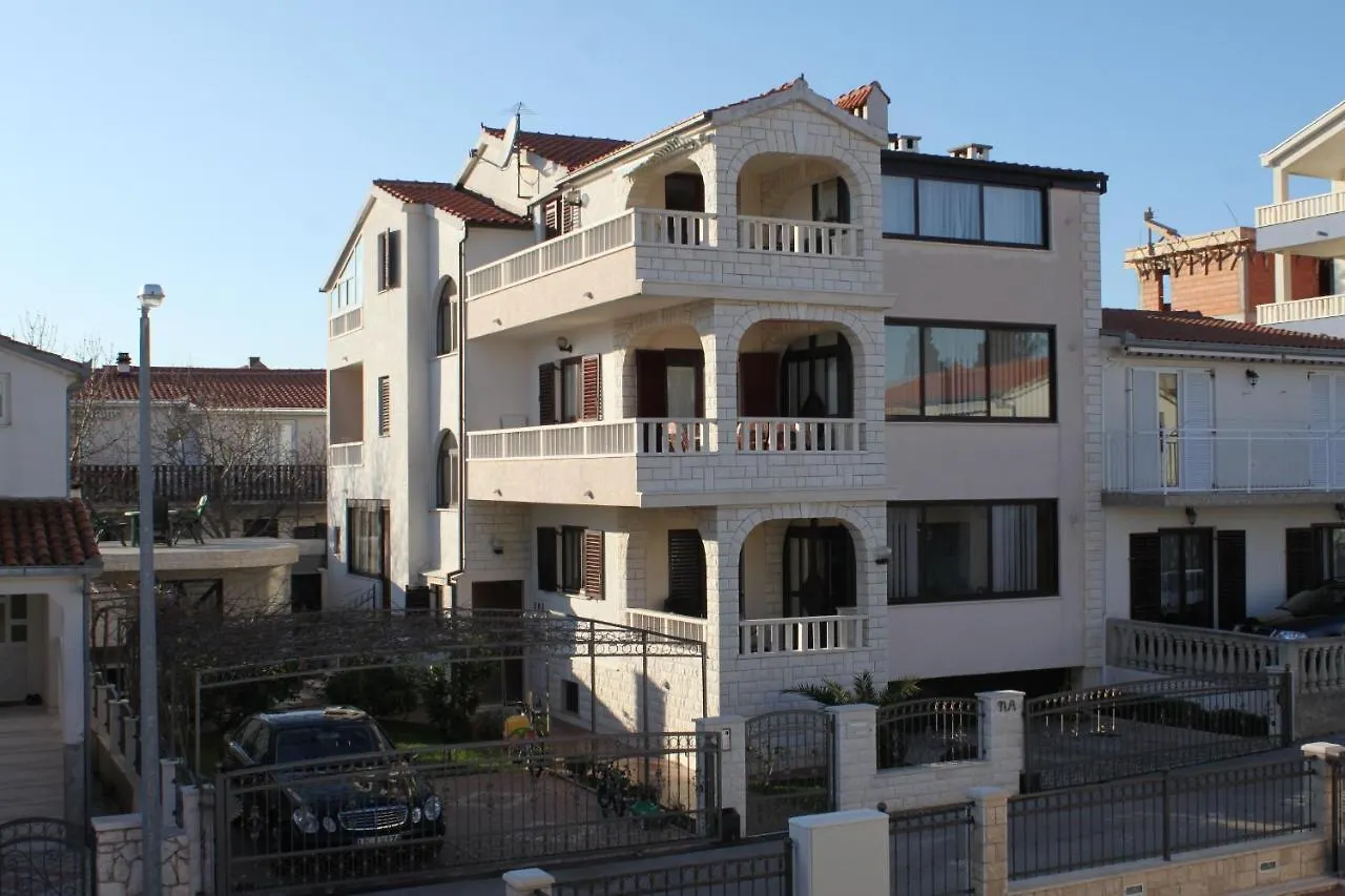 Apartments With A Parking Space Okrug Gornji, Ciovo - 7546 Trogir