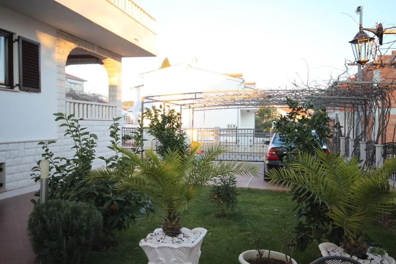 Apartments With A Parking Space Okrug Gornji, Ciovo - 7546 Trogir